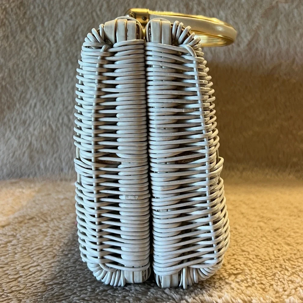 BRITISH OF HONG KONG Vintage Handmade White Wicker Purse - Picture 4 of 17
